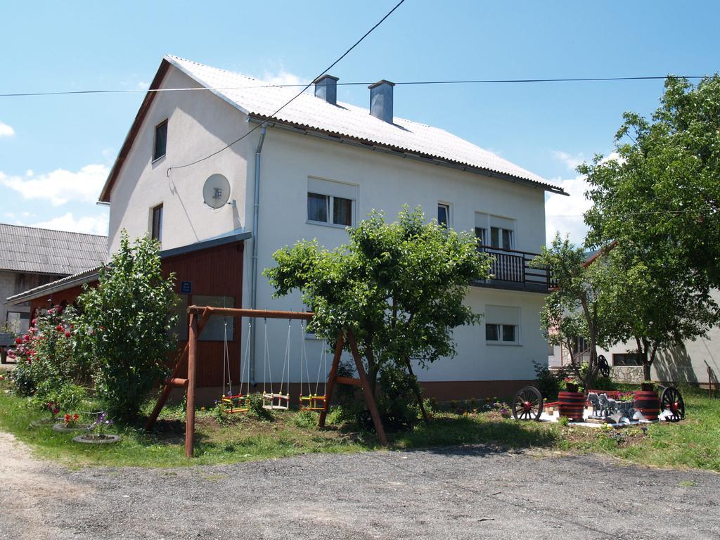 Rooms Zigic Korenica Zewnętrze zdjęcie
